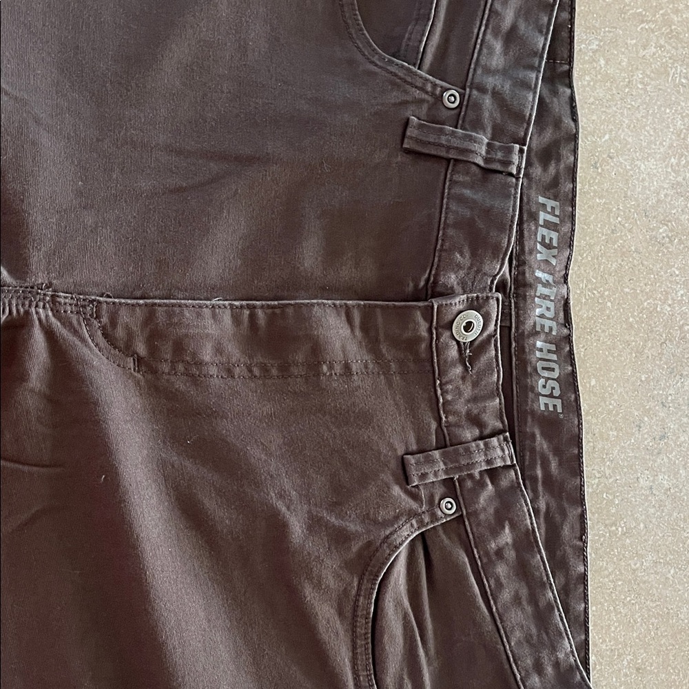 Duluth Trading Co Dark Brown Cargo Pants